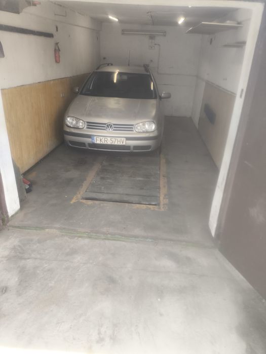 Garaż na sprzedaż 19m2 Inwestycyjna