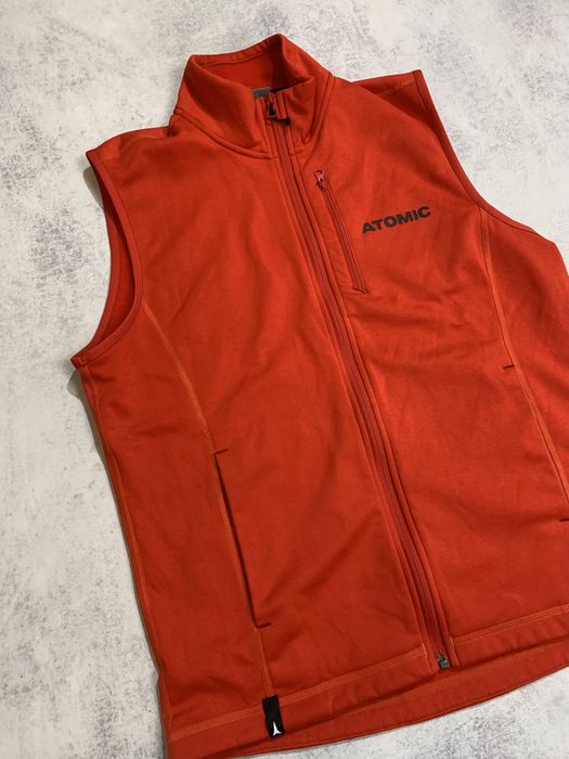 Atomic стильна чоловіча спортивна жилетка