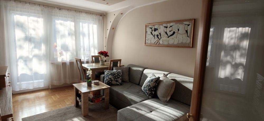 Sprzedam 3pok z kuchnią i komórką