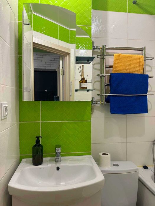 Відмінний напівЛЮКС.Квартира подобово,погодинно.Центр.Посуточно