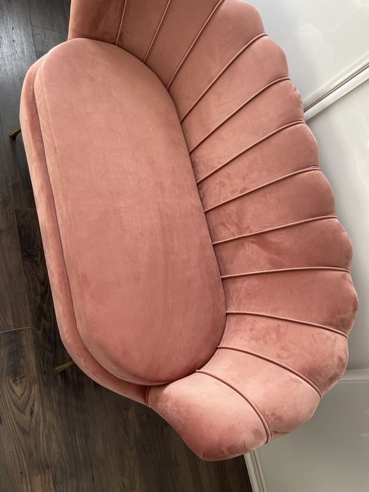 Sofa Muszelka stylowy welur do salonu od producenta
