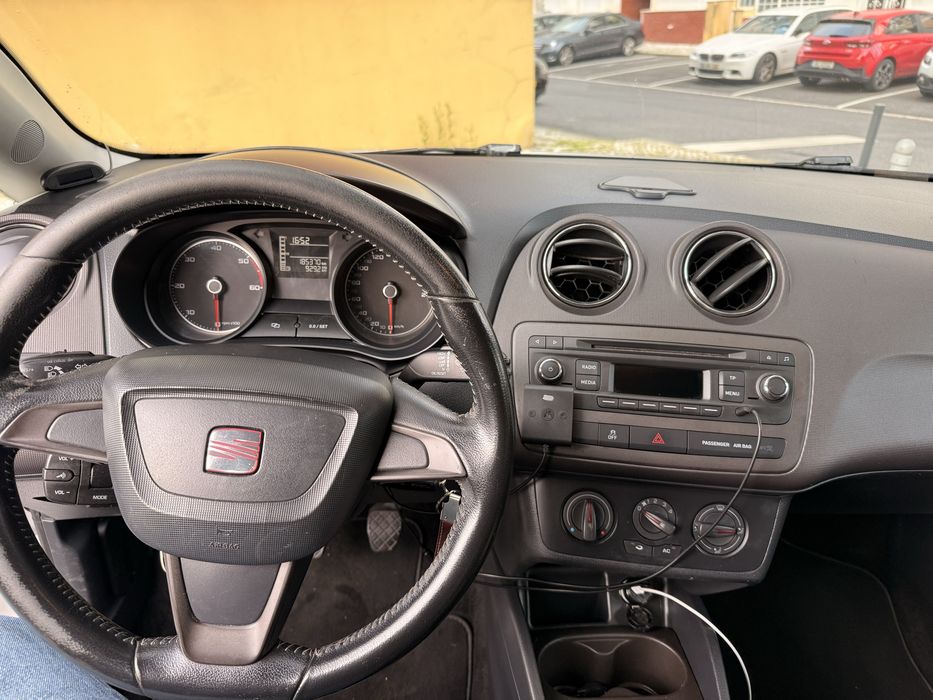 Seat St 1.2 diesel 2013