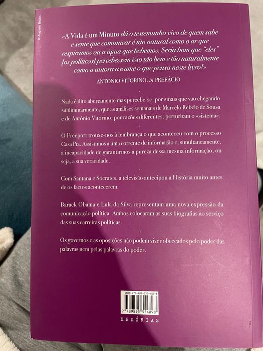 Livro “ A vida é um minuto”