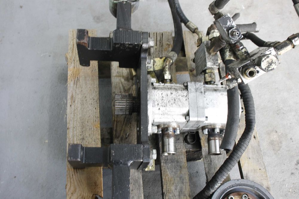 Pompa hydrauliczna Deutz bf4m1013ec Sennebogen fuchs Fahr Agrotron