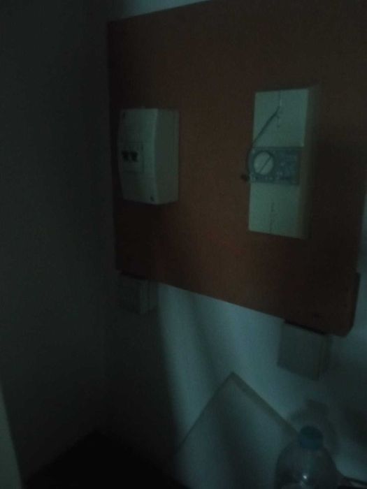 Garagem em Vale fetal- Charneca de Caparica