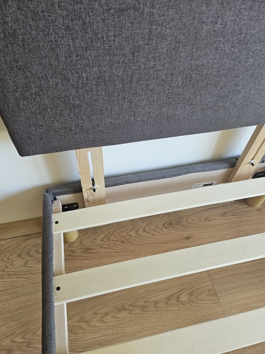 Cama com cabeceira 140x200