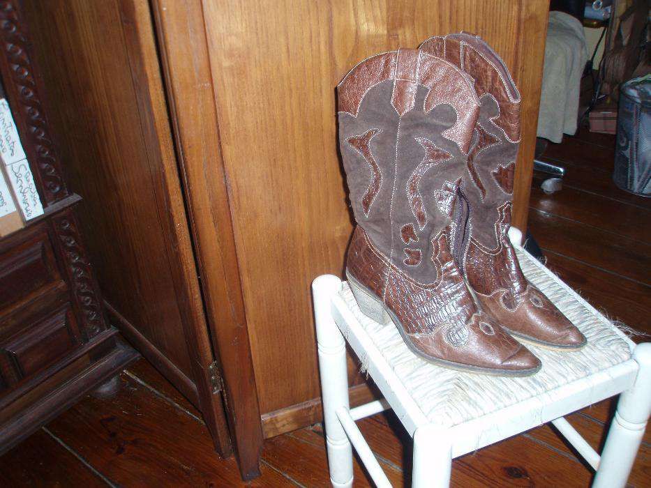 Várias botas
