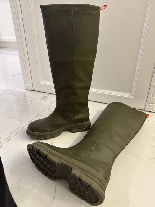 Kolosze SWIMS  40 khaki oliwkowe wysokie