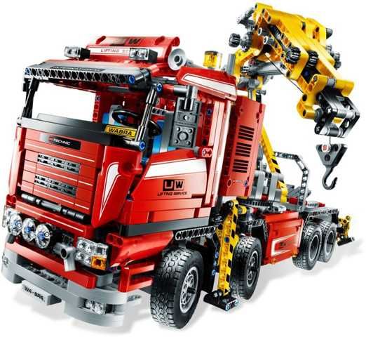 LEGO Technic 8258 Ciężarówka z dźwigiem .