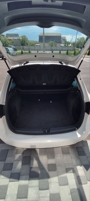 Сеат Ібіца Seat Ibiza 2012