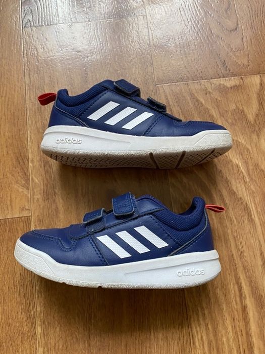 Buty marki adidas chłopięce rozmiar 34