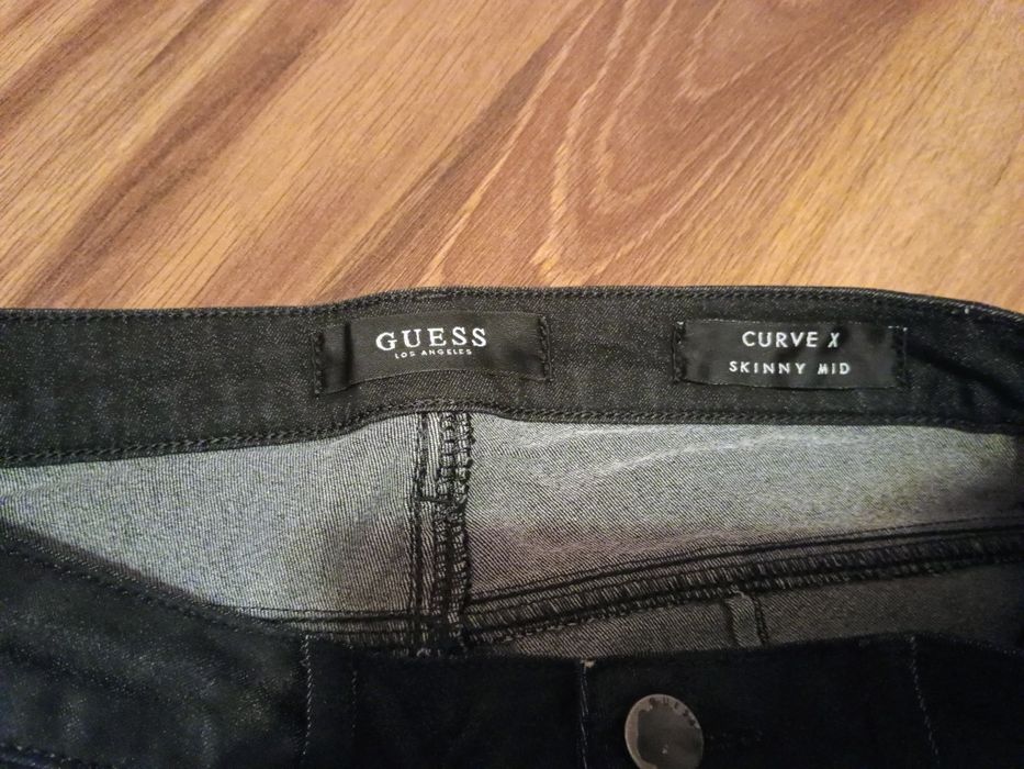 Jeansy czarne guess XS 26
