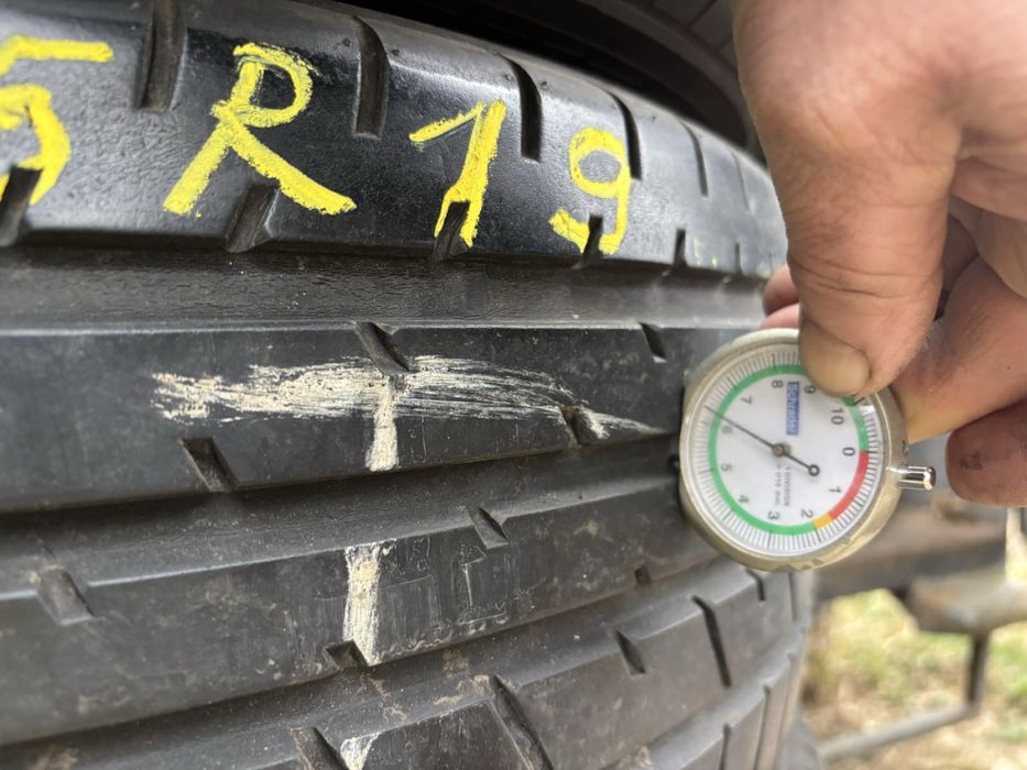 Шини колеса 225/55 r19 4шт