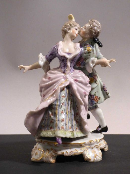 Антикварне  дзеркало Sitzendorf і інша цікава порцеляна