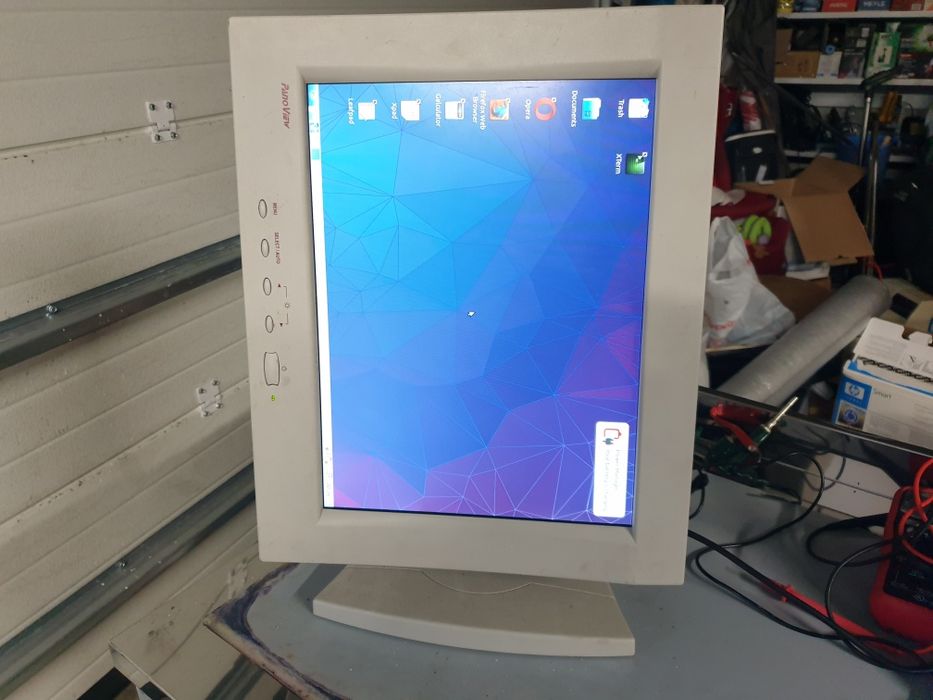 Monitor LCD 15" Panoview