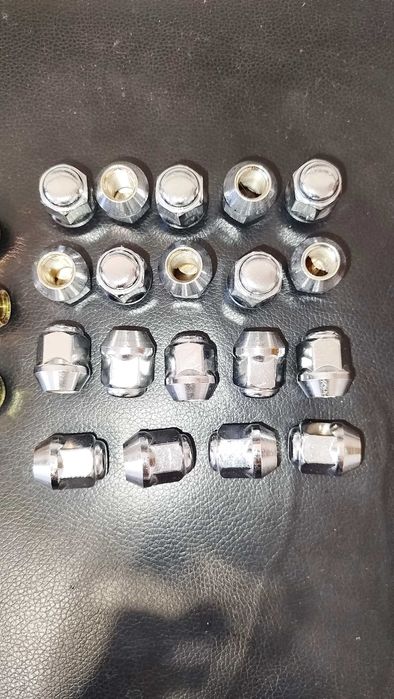 Гайки колёсные для дисков М12×1,5 ключ 19