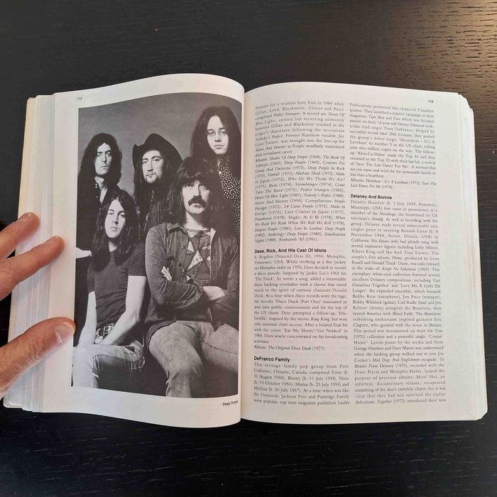 Seventies Music - Encyclopedia