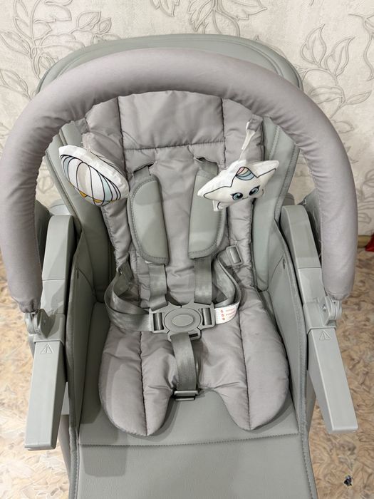 Стільчик для годування Carrello Lotus