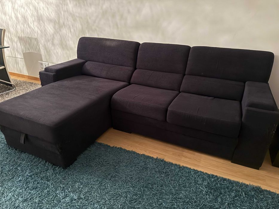 Sofá de 2 lugares mais 1 lugar de chaise longue