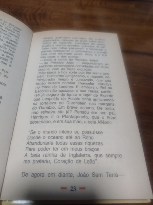 Conjunto 2 livros - Robin dos bosques e Lancelote do lago