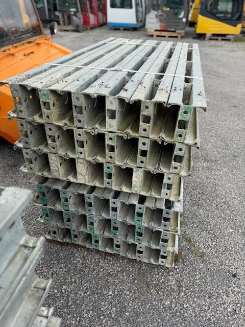 Belka prostująca DOKA Szyna, rygiel, 1800 MM