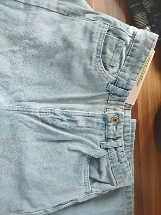 Jeansy art 452, nowe