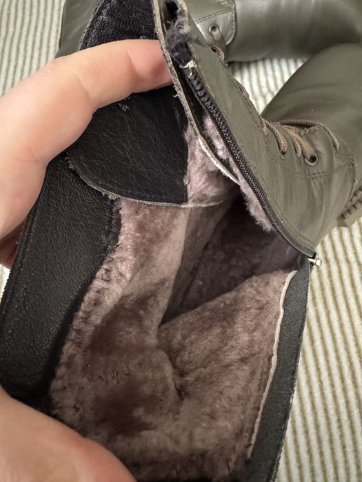 Зимові жіночі чоботи 42 р натур