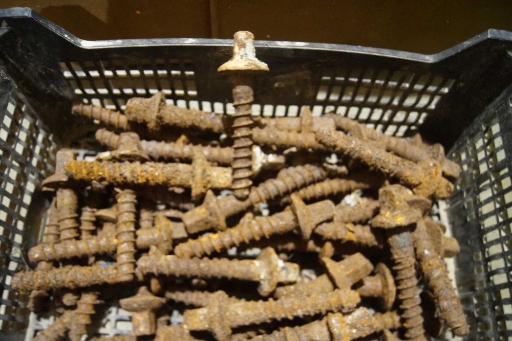 śruba kolejowa antyk zabytek 15,5 x 4,5 cm