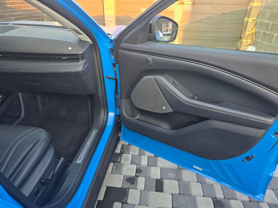 Ford Mustang Mach-E 2023 VIN 3FMTK3R77PMB01614 фото оголошення 8 з 10
