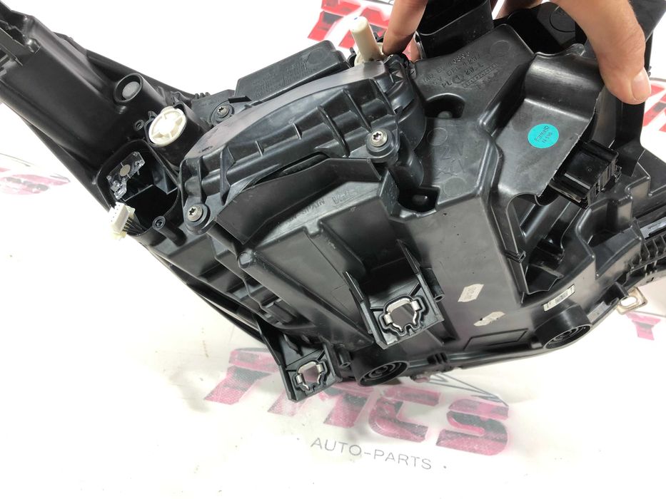 Farol Frente Otica BMW i3 Adaptive Led Esquerdo Original