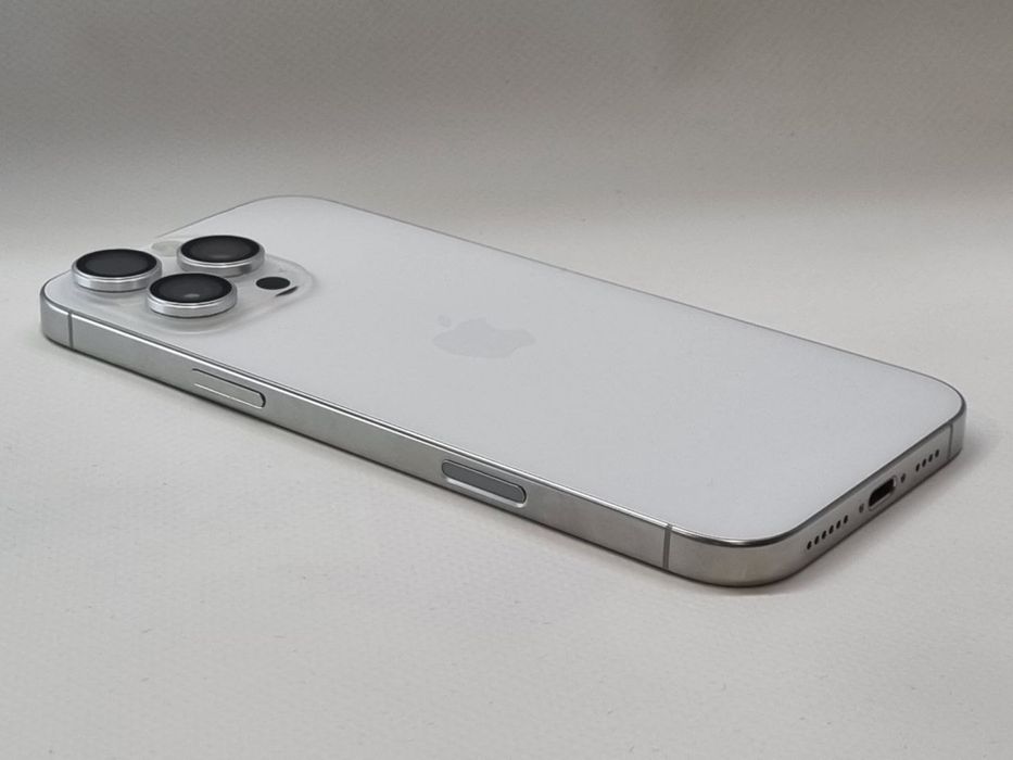 Iphone 16 pro max 256 gb белый