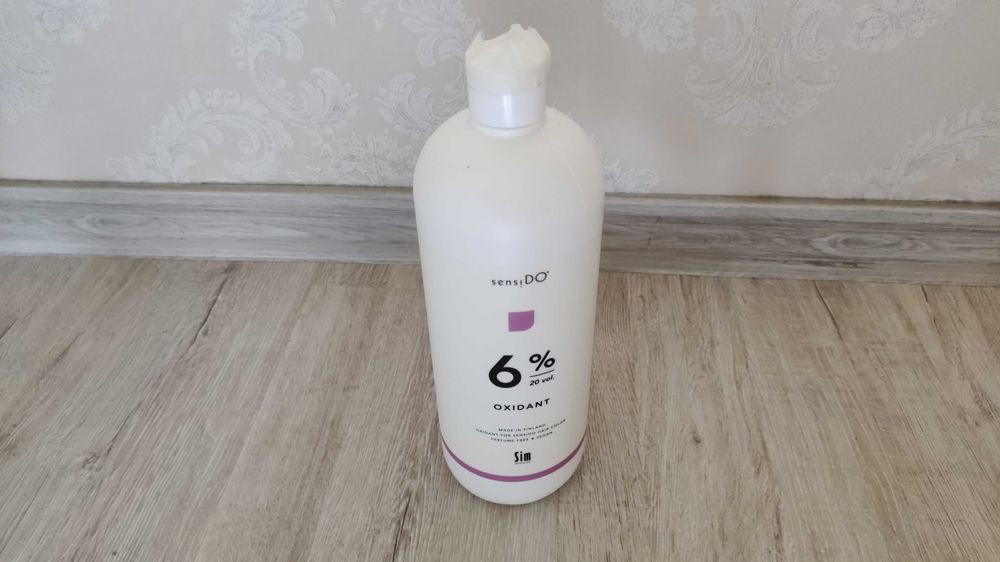 Профессиональный окислитель для волос 6% Sim Sensitive 1 л