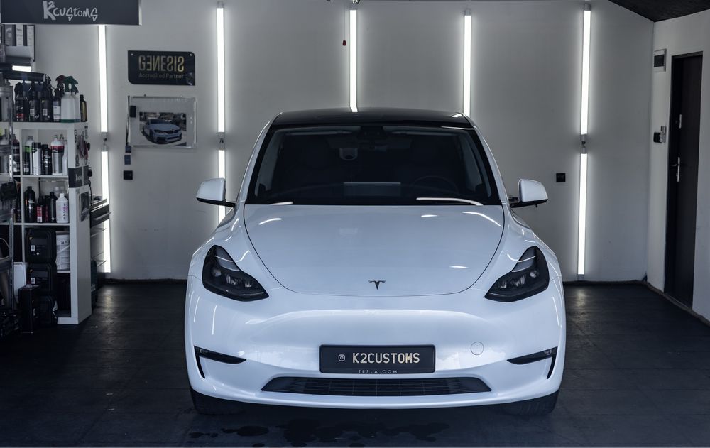 Wynajem wypożyczenie Tesla Y dualmotors