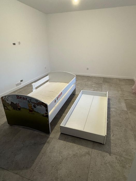 Łóżko dziecięce.