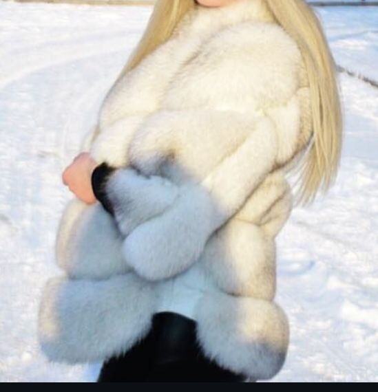 Красивая натуральная шубка