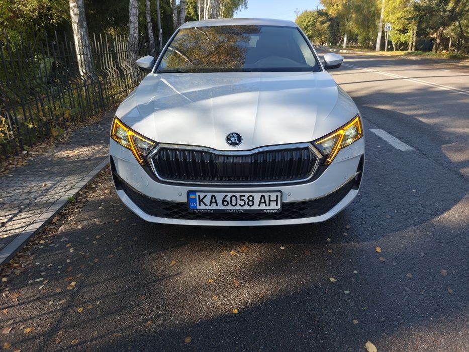 Шкода Октавія А8(гібрид) Skoda Octavia MHEV