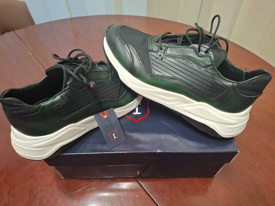 Sapatilhas Suits Inc