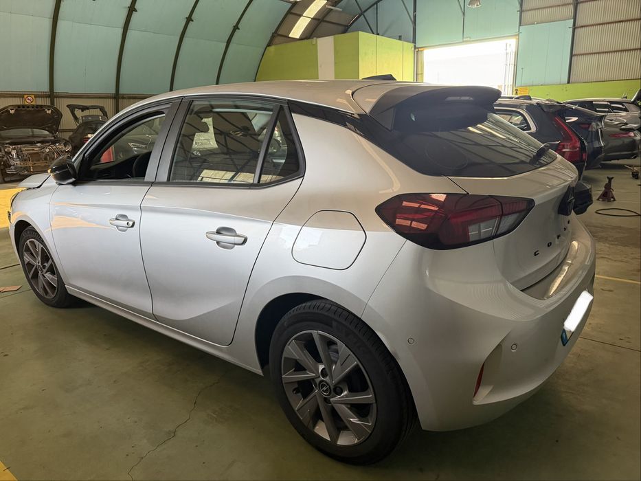 Opel Corsa 1.2 T  2025 a trabalhar