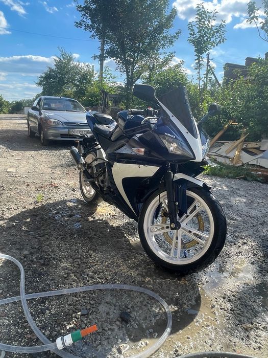 Yamaha yzf 125r