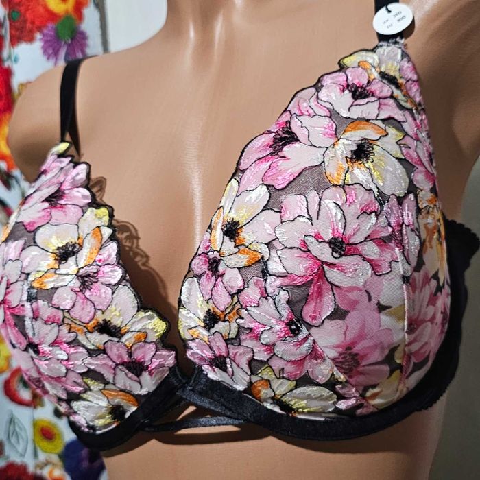Бюстгалтер квітковий бренд