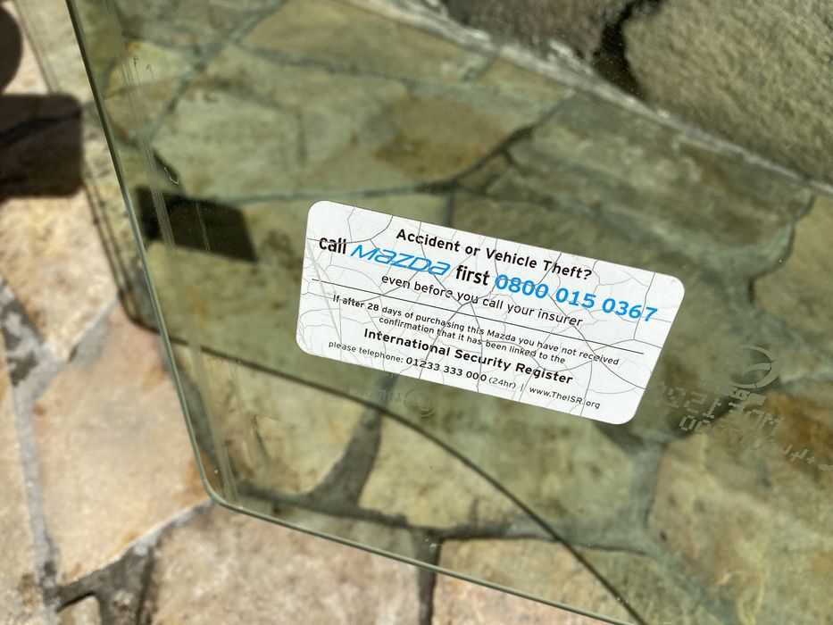 Стекло переднее боковое дверь дверка водительская левое mazda 6 17 USA