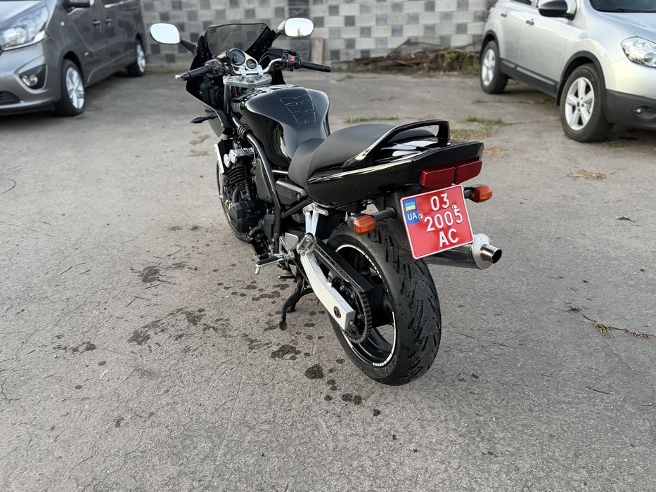 Продам Yamaha FZS600 fazer
