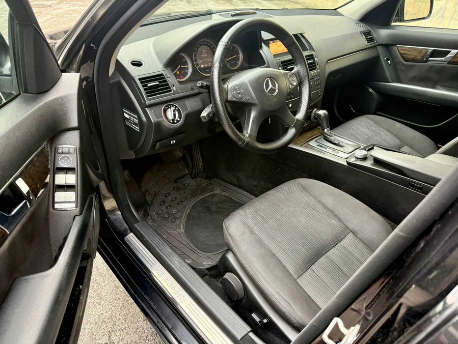 Mercedes C220 CDI Elegance 170cv Caixa Automática 2007