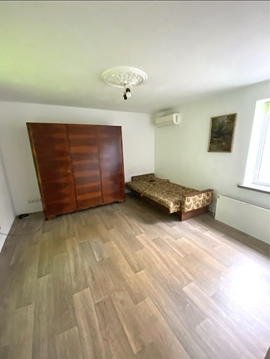 Продаж частини будинку у центральному районі