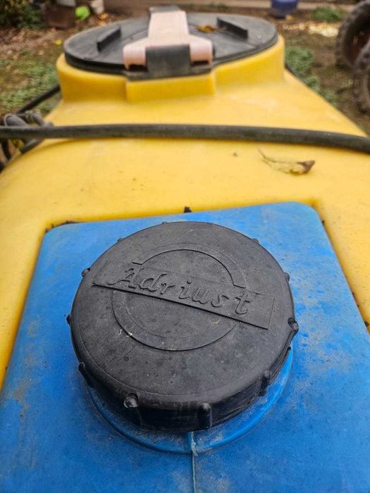 Продам обприскувач 600 л