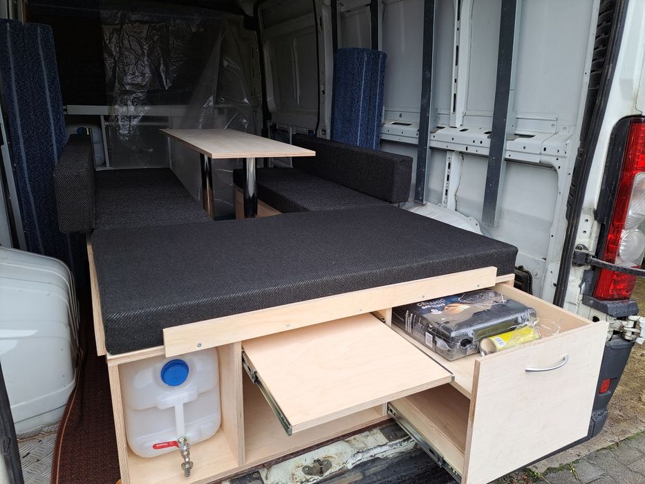 Zabudowa kempingowa mobilna camper box do busa kamper box