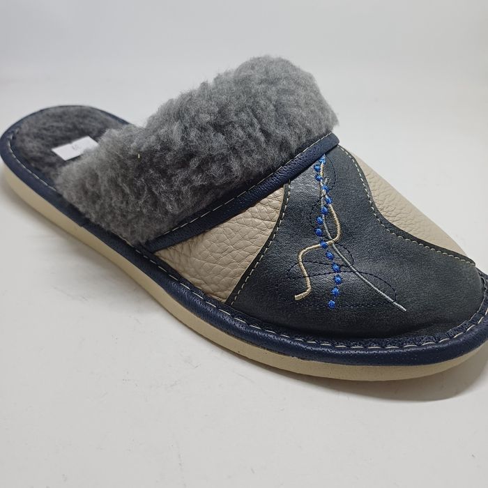 Nowe pantofle góralskie ciepłe roz 36 dl wkładki 23 cm