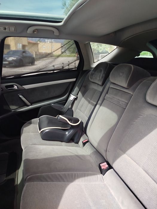 Peugeot 407 SW — fotografia 3