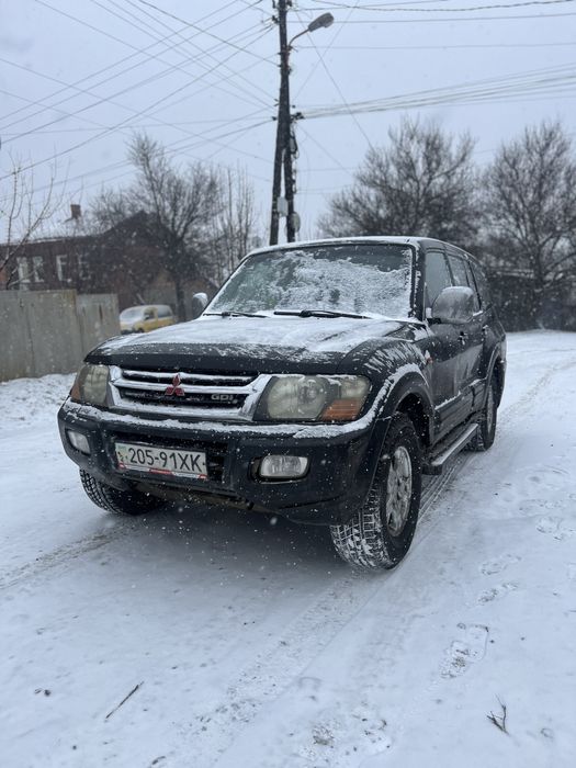 Митсубиси Паджеро 2000 3.5