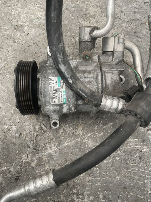 Sprężarka kompresor klimatyzacji 5N0.820.803G